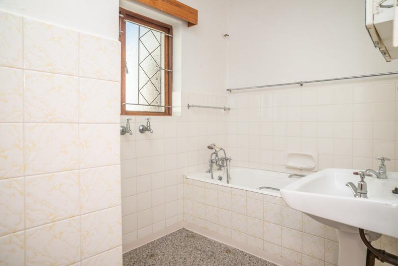 3 Bedroom Property for Sale in Fish Hoek Western Cape